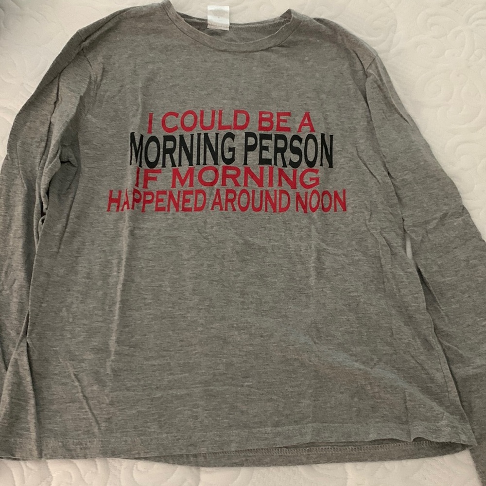 Women’s long sleeve tee shirt